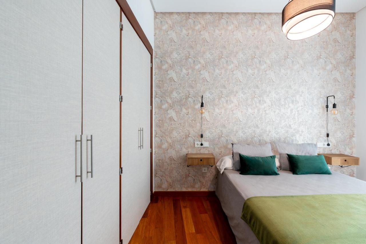 Ry Aparcamiento Incluido Junto A Catedral Ideal Parejas Sevilla Exteriör bild