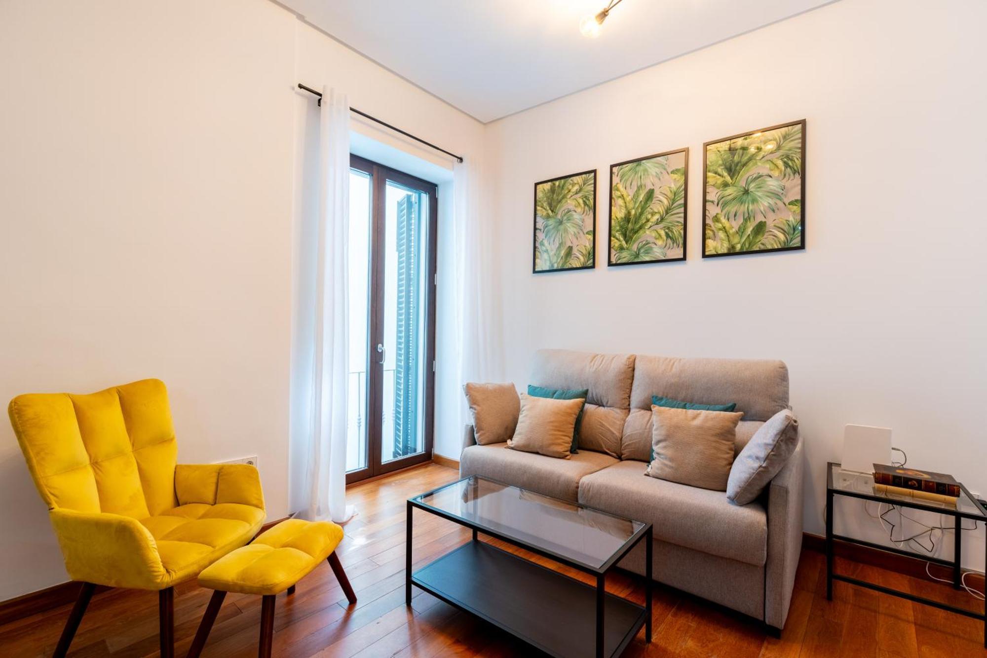 Ry Aparcamiento Incluido Junto A Catedral Ideal Parejas Sevilla Exteriör bild