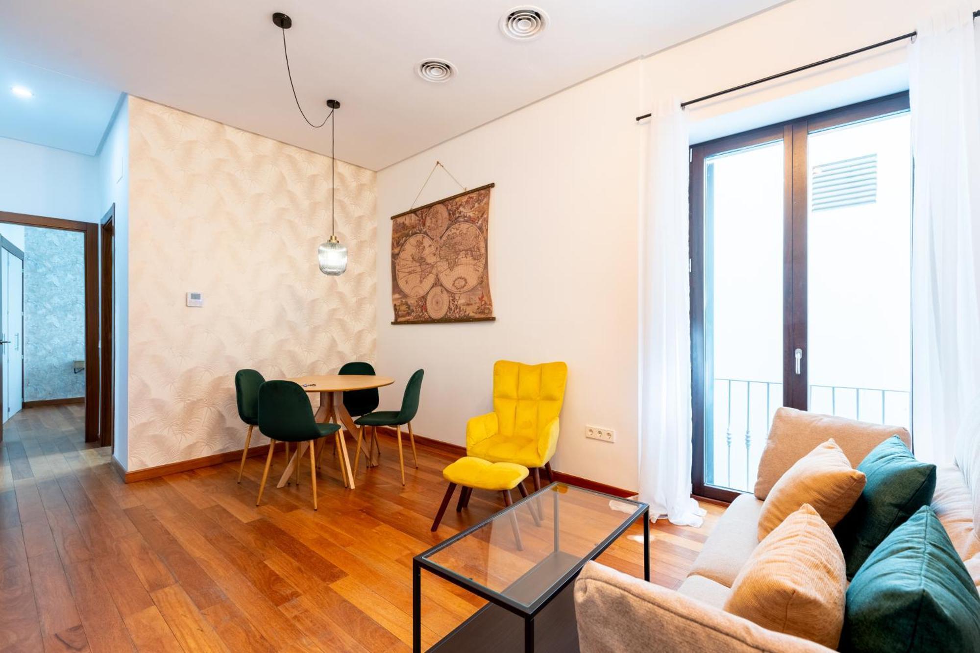 Ry Aparcamiento Incluido Junto A Catedral Ideal Parejas Sevilla Exteriör bild