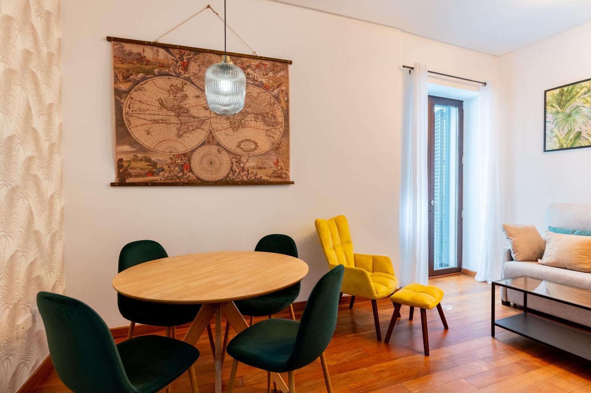 Ry Aparcamiento Incluido Junto A Catedral Ideal Parejas Sevilla Exteriör bild